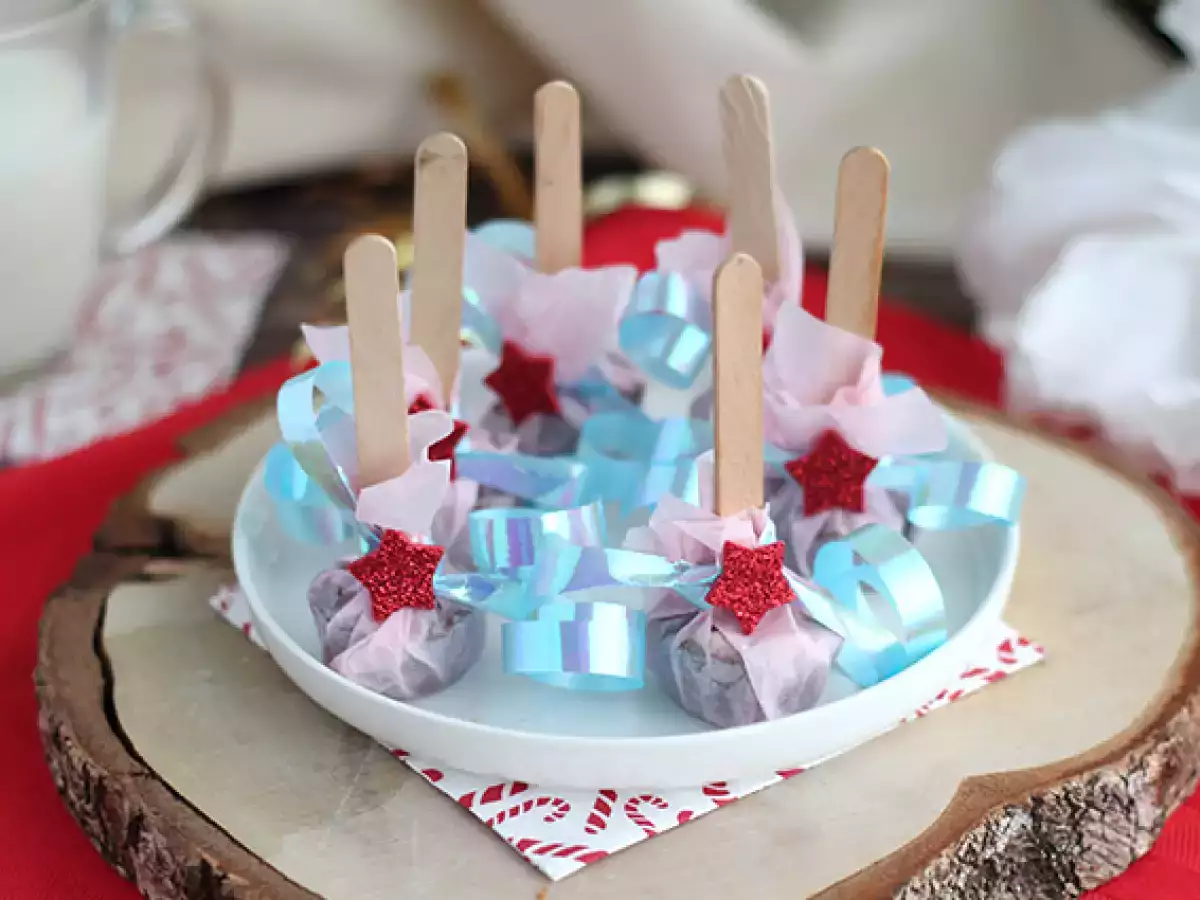 Tarif Sıcak çikolata lolipopları: bitter çikolata + kavrulmuş fındık