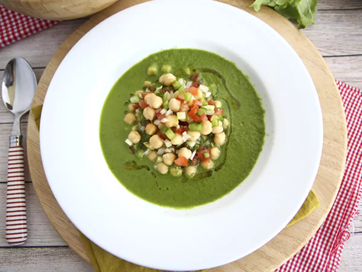 Tarif Marul çorbası ve nohut salatası