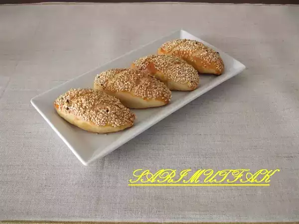 Tarif Kaşarli si̇mi̇t poğaça