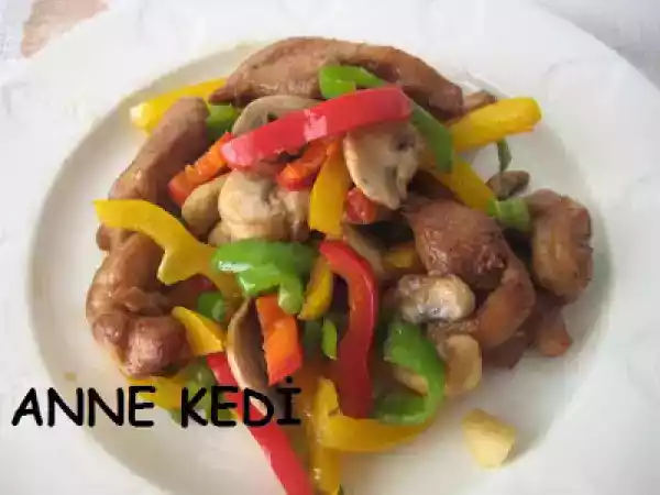 Tarif Üç biberli tavuk