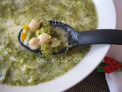 Tarif Yoğurtlu nohutlu brokoli çorbasi