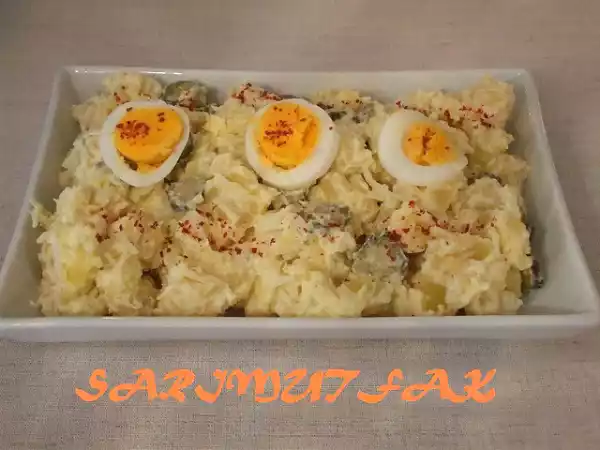 Tarif Tatli turşulu alman patates salatasi