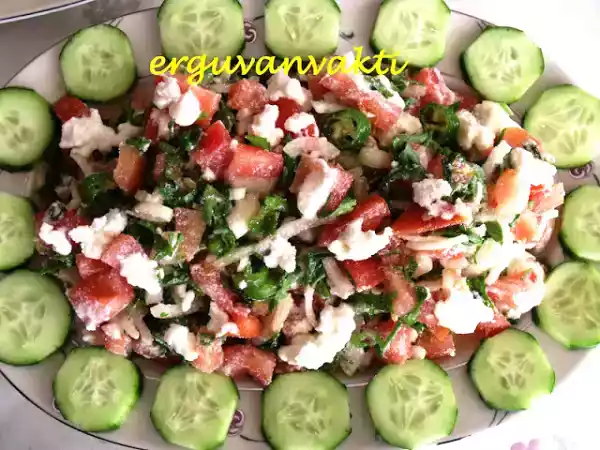 Tarif Çökelek salatasi