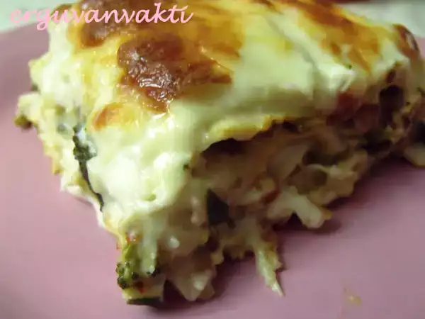 Tarif Sebzeli̇ lazanya