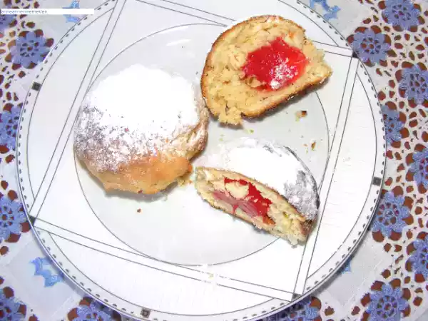 Tarif Lokumlu ve bademli̇ kurabi̇ye