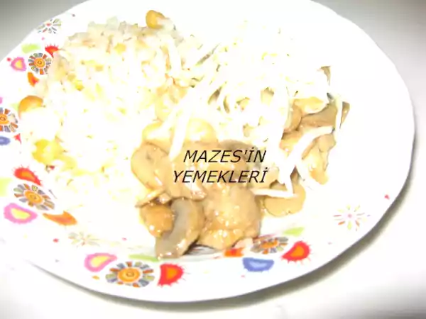 Tarif Çok çabuk ve o kadar lezzetli̇ tavuklu, mantarli yemek