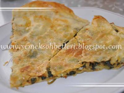 Tarif Peynirli ispanaklı açma börek...