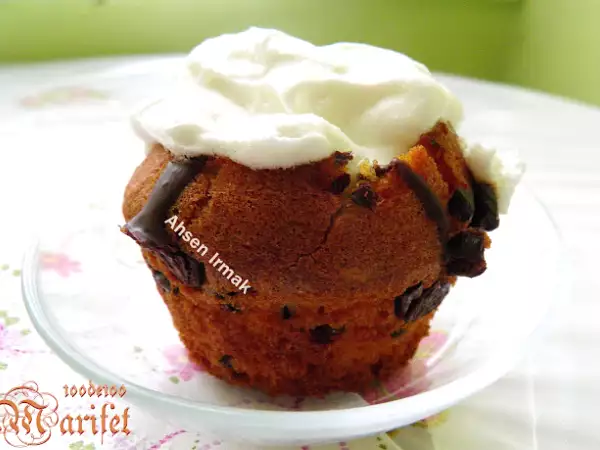 Tarif Mehtap hanımın çikolata dolgulu muffini