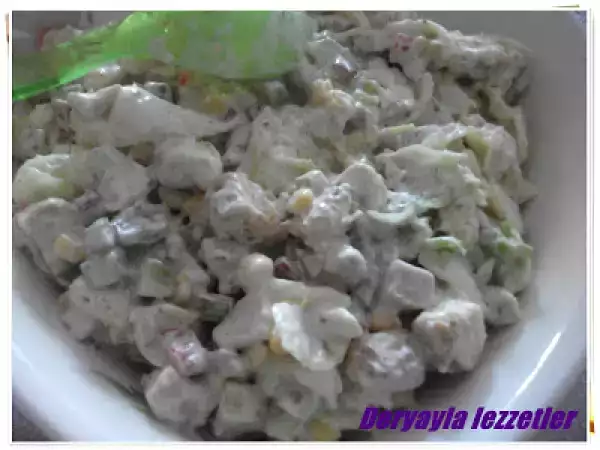 Tarif Kıtır ekmekli tavuklu salata