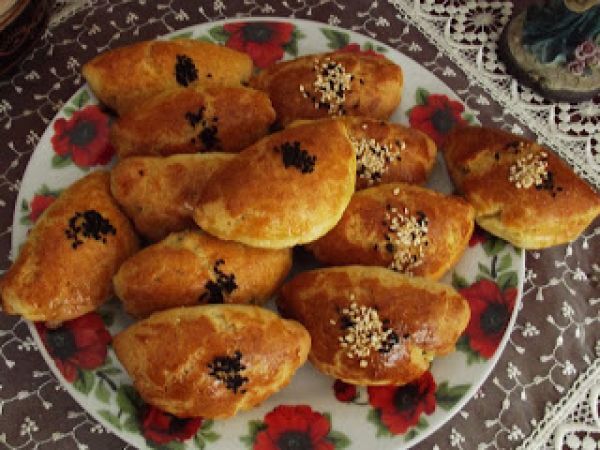 Tarif Yumurtali tereyağli poğaça