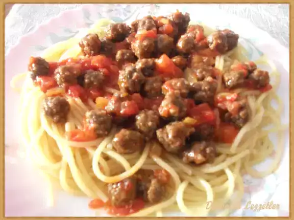 Tarif Minik köfteli spagetti
