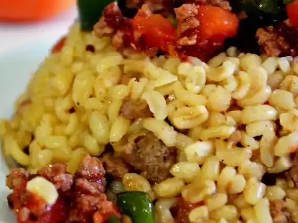 Tarif Etli̇ bulgur pi̇lavi