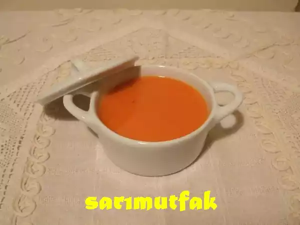 Tarif Kirmizibi̇ber çorbasi