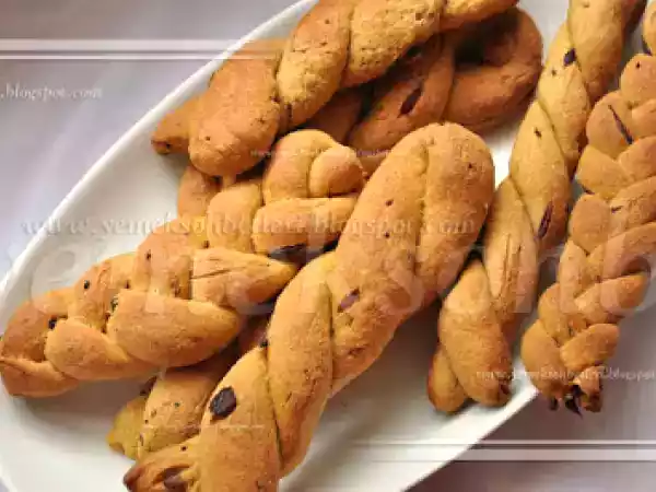 Tarif Zeytinli, zerdeçallı batonsale ekmek...