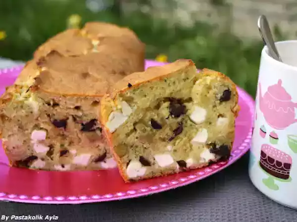 Tarif Zeytin'li tuzlu kek