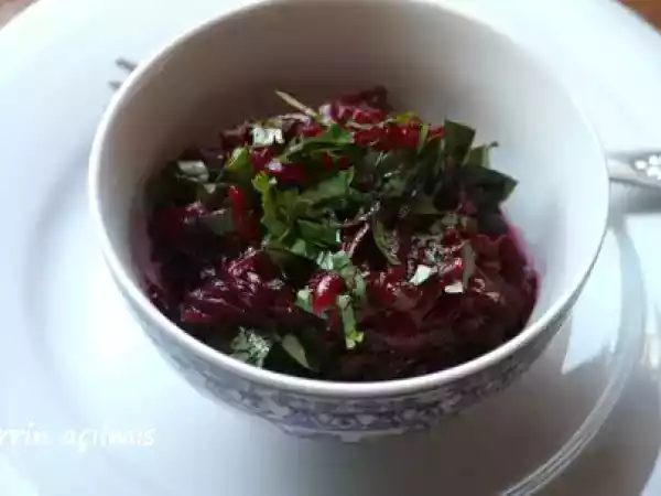 Tarif Pancar salatası .......