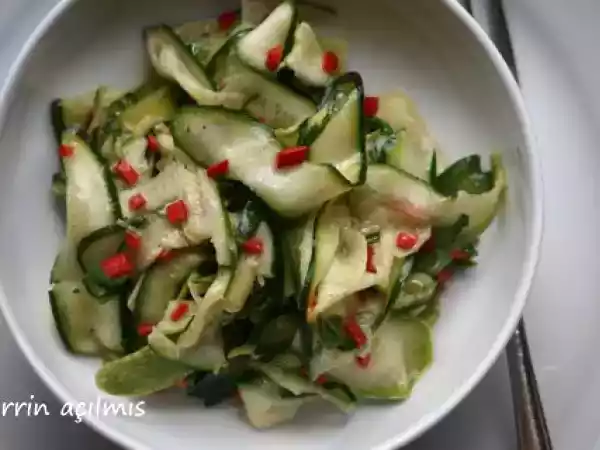 Tarif Kabak salatası........