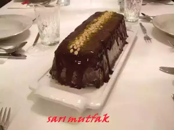 Tarif Kestaneli̇ mozai̇k pasta