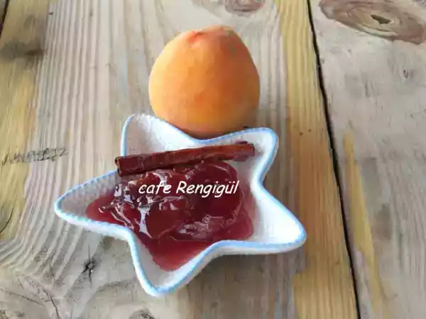 Tarif Şeftali̇ reçeli̇