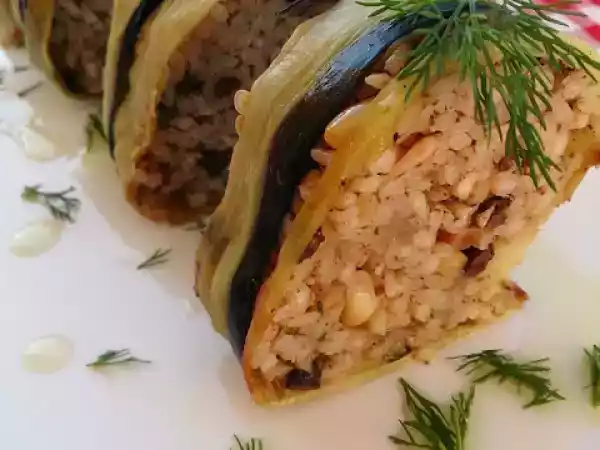 Tarif Zeytinyağlı patlıcan sarma