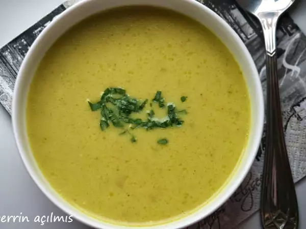 Tarif Körili kabak çorbası.......