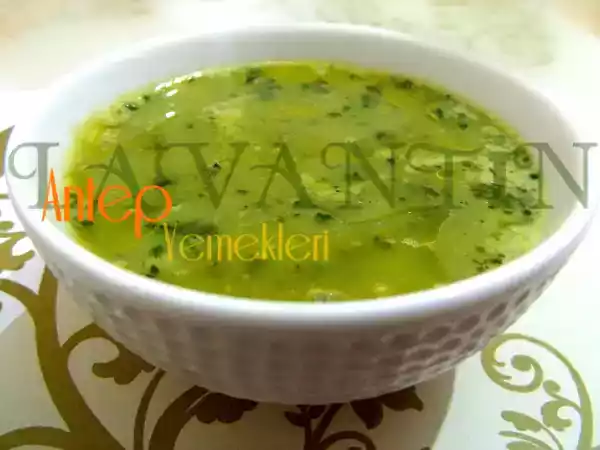 Tarif Sütlü ispanak çorbası