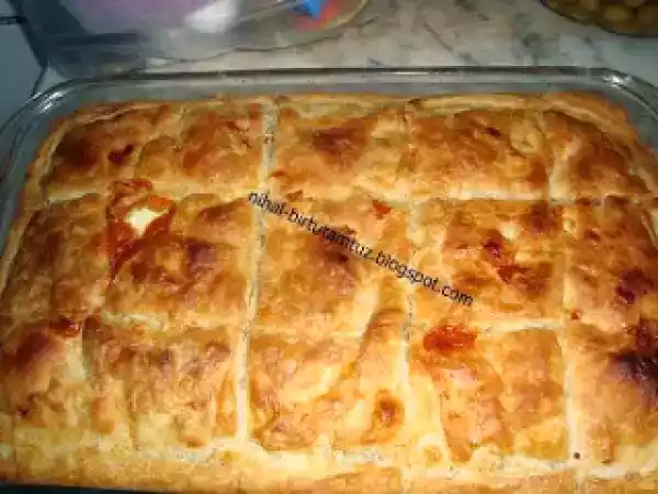 Tarif Yufkalı-milföylü börek