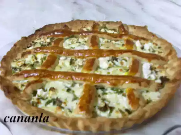Tarif Peyni̇rli̇ kolay tart