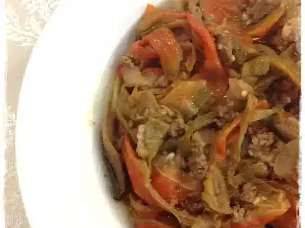 Tarif Kıymalı kuru sebze kavurması