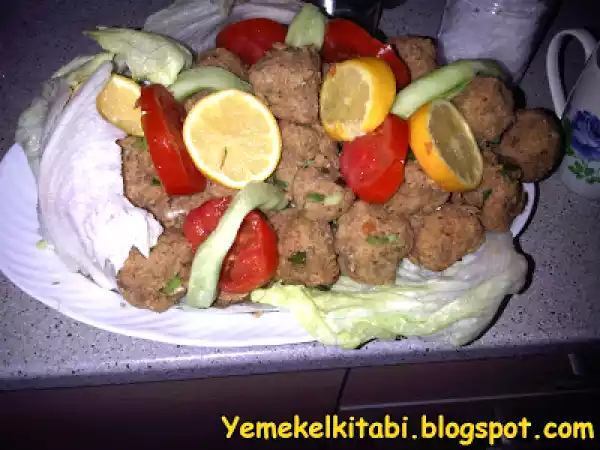 Tarif Ev yapımı mercimek köftesi