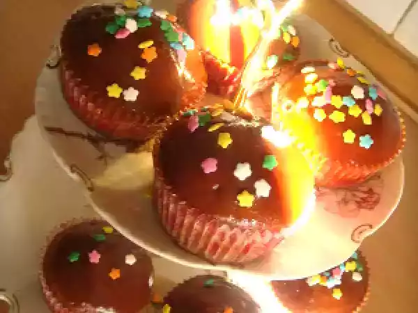 Tarif Limonlu karamel soslu cupcake