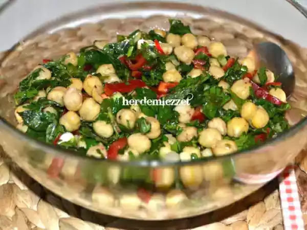 Tarif Nohut salatasi