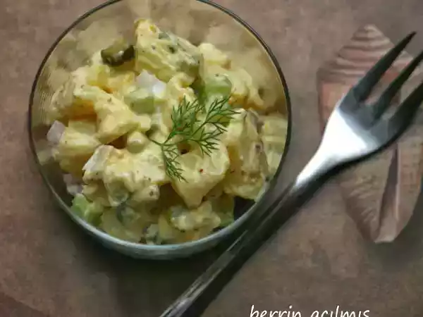 Tarif Klasik patates salatasi