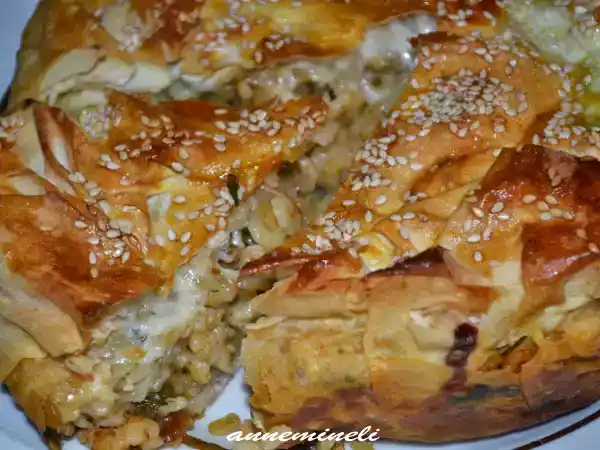 Tarif Çorbalik eri̇şteden yufkali kalip börek