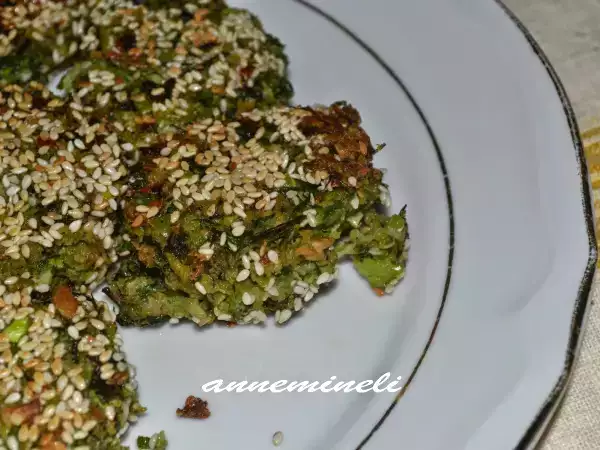 Tarif Hi̇ç susamli taze i̇ç bakla köftesi̇ yaptiniz mi