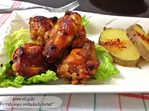 Tarif Fırında soya soslu, ballı kanat