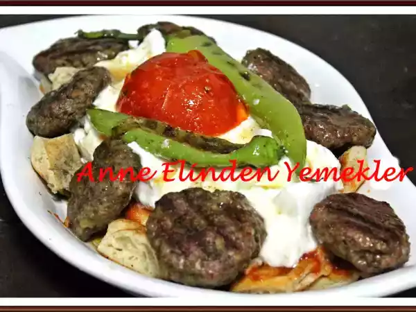 Tarif Pi̇deli̇ köfte