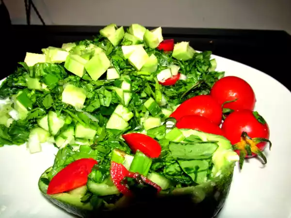 Tarif Avakado salatasi