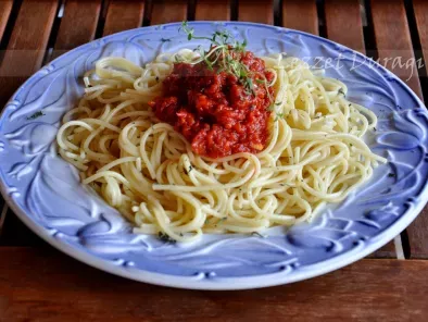 Tarif Domates soslu spagetti