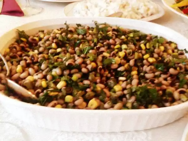 Tarif Kuru börülce salatası