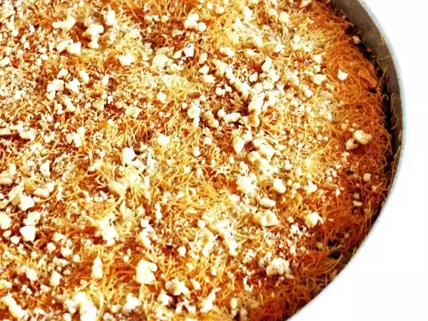 Tarif Ev usulu cevi̇zli̇ kadayif