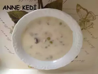 Tarif Bezelyeli mantar çorbası