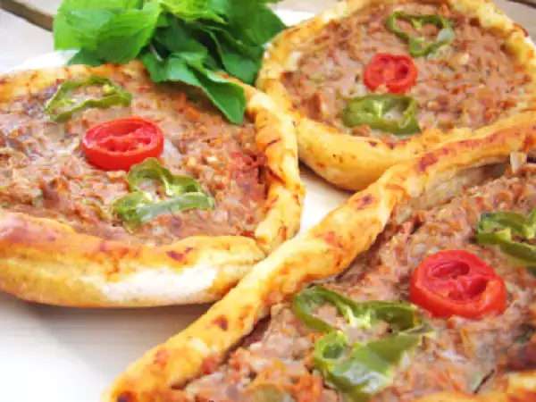 Tarif Ev pidesi tarifi