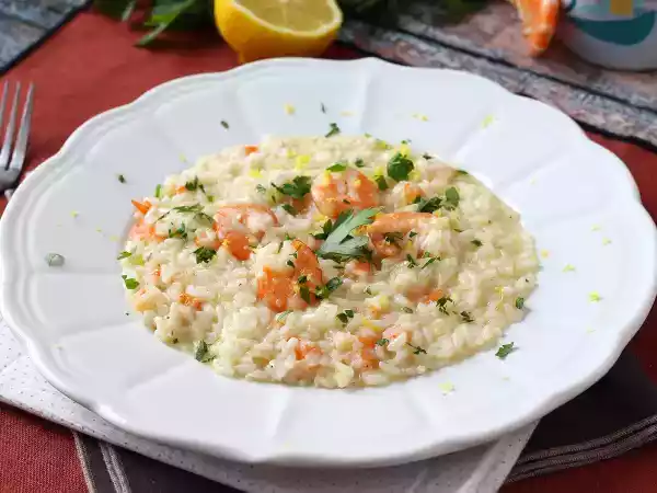 Tarif Karides ve limonlu risotto, zarif ve kolay bir ilk yemek