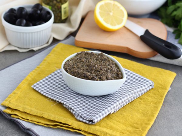 Tarif Siyah zeytinli hızlı tapenade