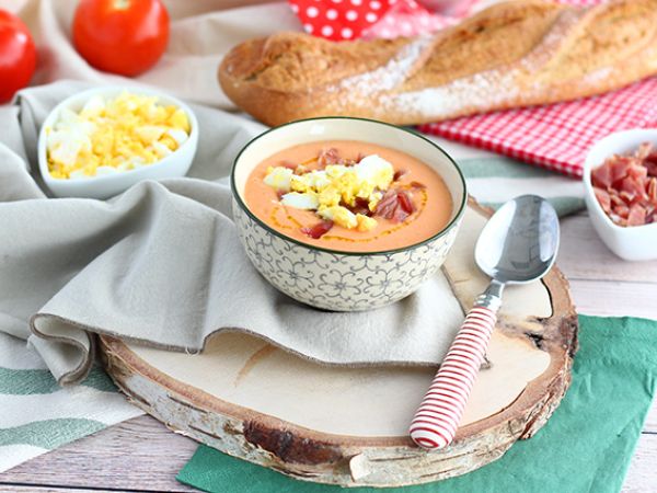 Tarif Salmorejo, i̇spanyol soğuk çorbası