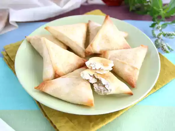 Tarif Keçi peyniri ve ballı samoussa