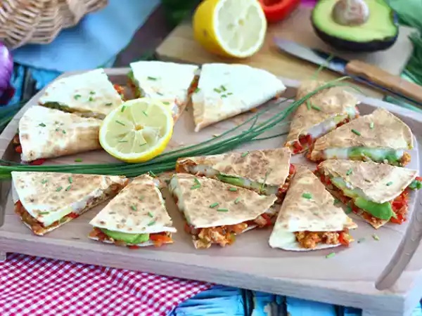 Tarif Tavuk ve avokado quesadillas