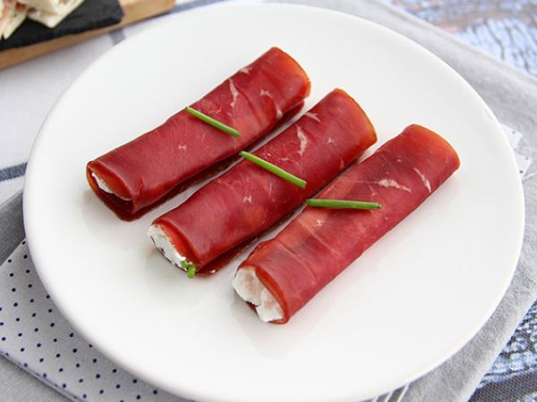 Tarif Chavroux ile bündnerfleisch ruloları