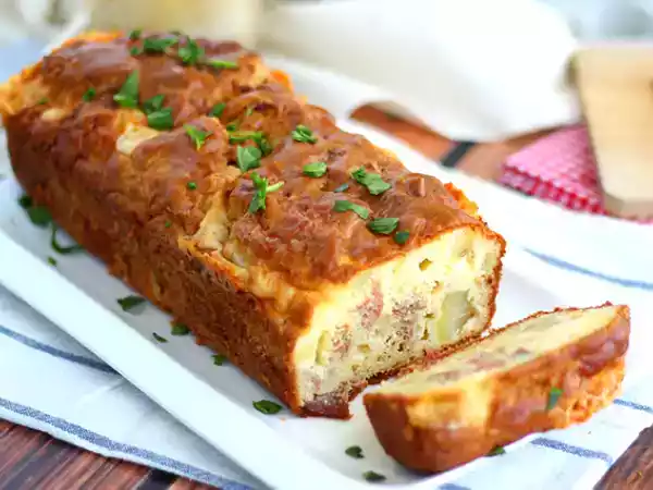 Tarif Artan raclette peyniri ile kek